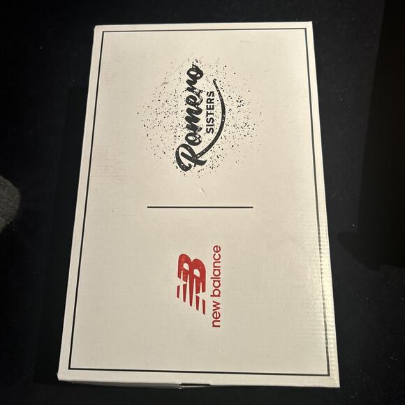 Woman's Shoes New Balance FuelCell Romero Duo Softball Cleats Size 7 W - Picture 6 of 8